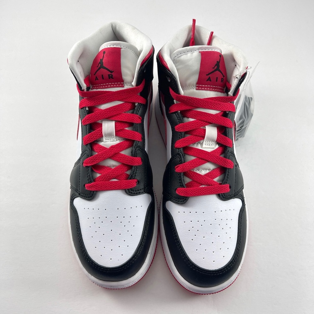Nike Air Jordan 1 Mid - Picture 3 of 4